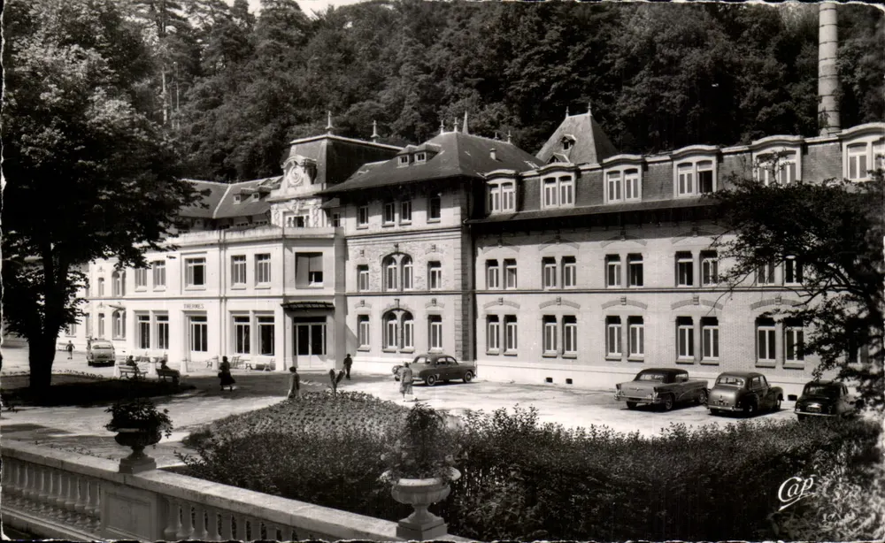 Die Thermalbäder von Bagnoles-de-l'Orne — Thermalbad — Antike Ansichtskarte (57) Real Photo - Vorderseite