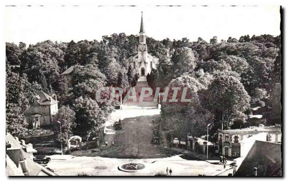 Bagnolles-de-l'Orne — A Igreja — Cie des Arts Photographiques, n°1017 - Frente