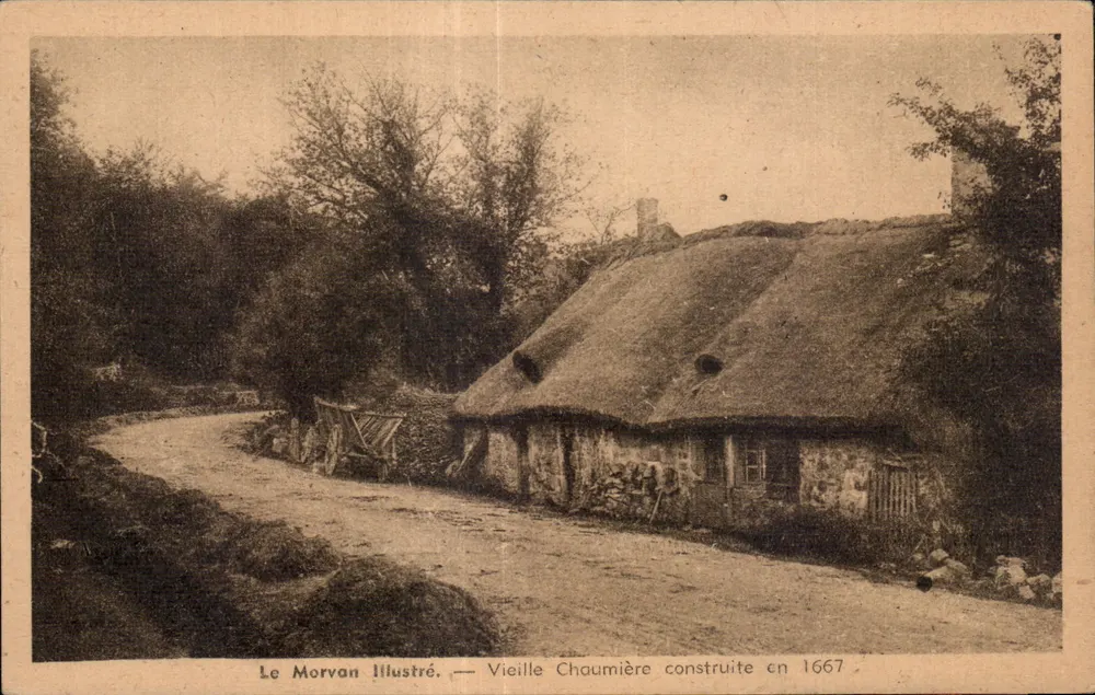 Le Morvan Illustré — Alte Dachstube aus dem Jahr 1667 - Vorderseite