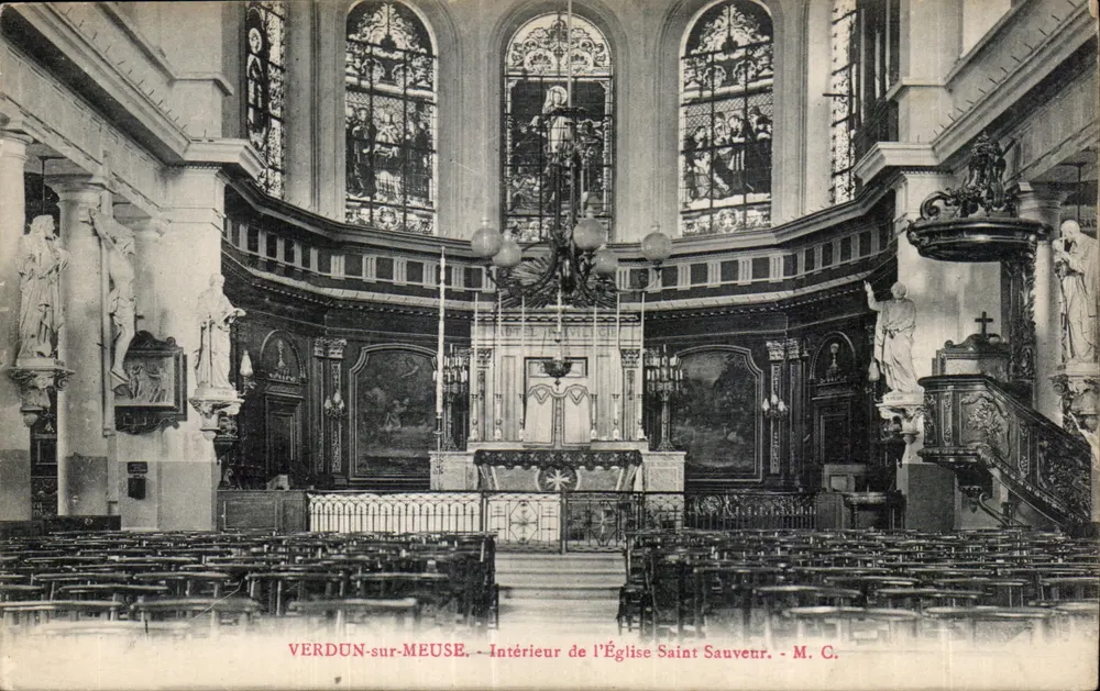 Verdun-sur-Meuse — Innenansicht der Kirche Saint Sauveur — M. C. - Vorderseite