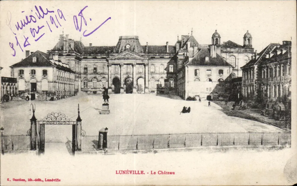 Lunéville - O Castelo — Editor E. Bastien, Lunéville, número de série não visível - Frente