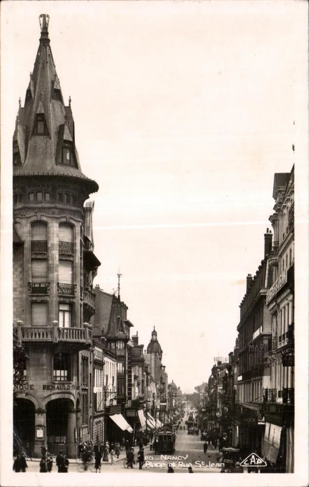 Nancy — Praça e Rua São João — C.A.P. Strasbourg - Frente