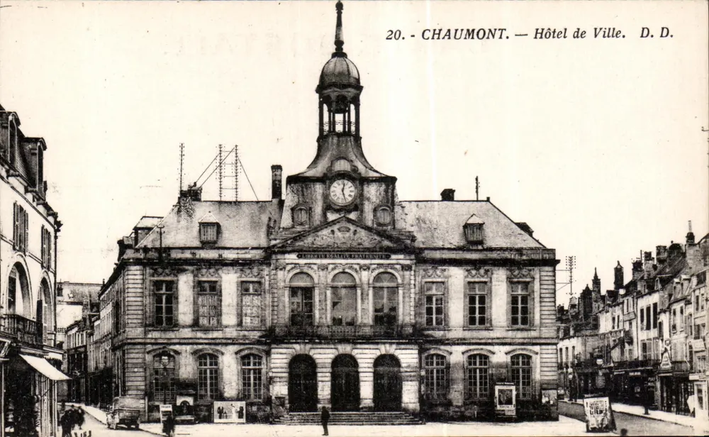 Chaumont — Hotel de Ville — D.D. - Awers