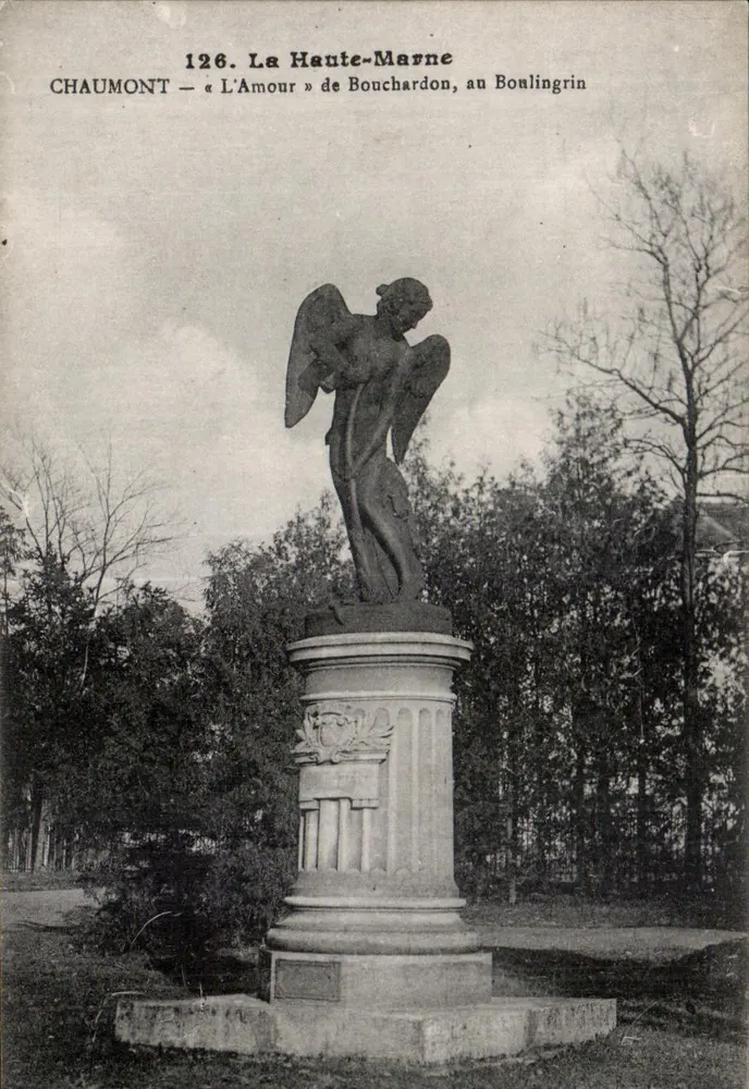 Chaumont — Statue der Liebe von Bouchardon am Boulingrin — Haute-Marne - Vorderseite