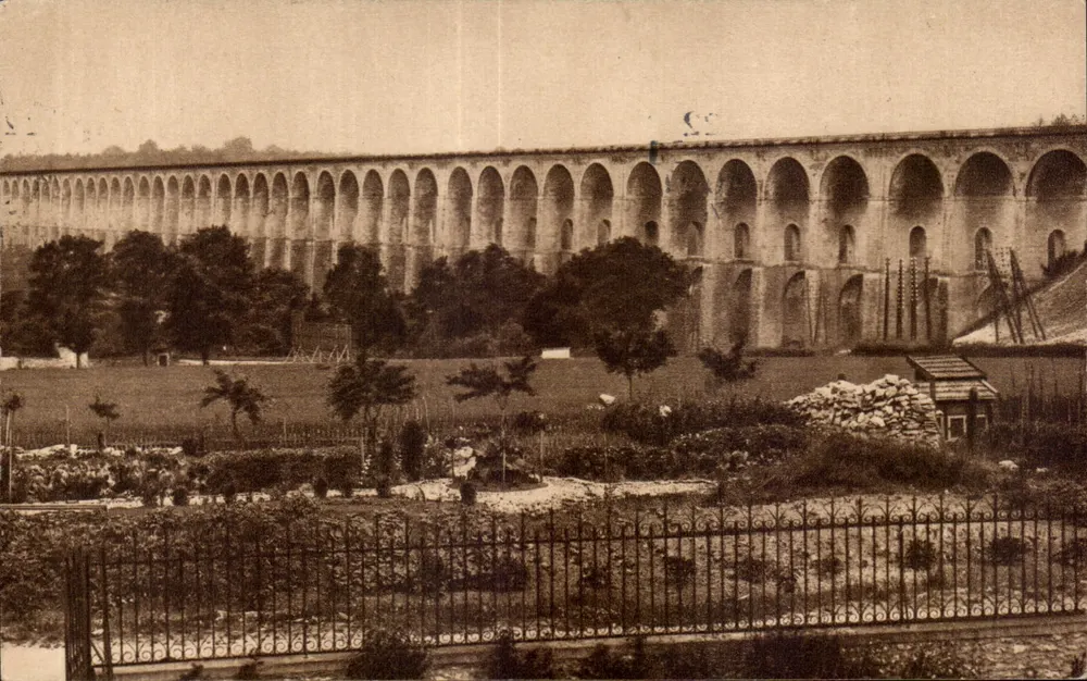 Chaumont — O Viaduto — Edição S. C. L. - Frente