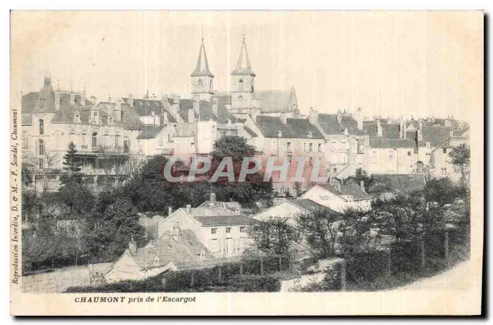 Chaumont visto do Escargot — vista panorâmica com igreja — reprodução huardie, D. & M. P. Scordel, Chaumont - Frente