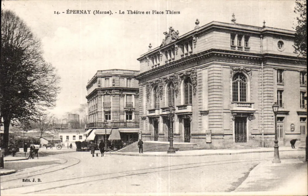 ÉPERNAY (Marne) - El Teatro y Plaza Thiers — Edit. J. B. - Anverso