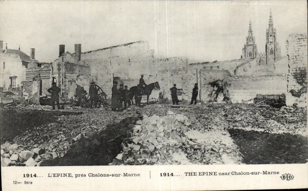 L'Epine, perto de Chalons-sur-Marne — destruição em 1914 — Editora BPD, 12ª Série - Frente