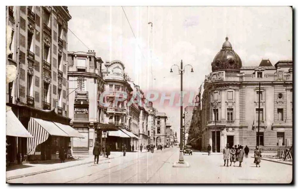 Rue Carnot à Reims — vue de la place du Marché avec l'édifice de la Banque de France — Édition Baudet, Reims - Frente
