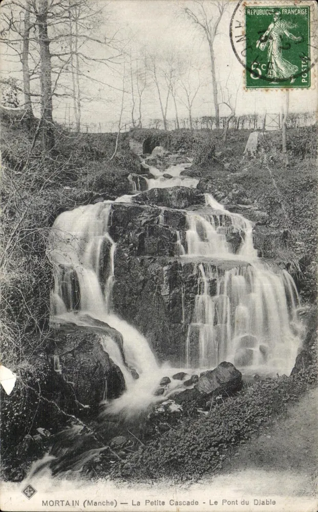 MORTAIN (Manche) — La Petite Cascade - Le Pont du Diable — éditeur anonyme - Frente