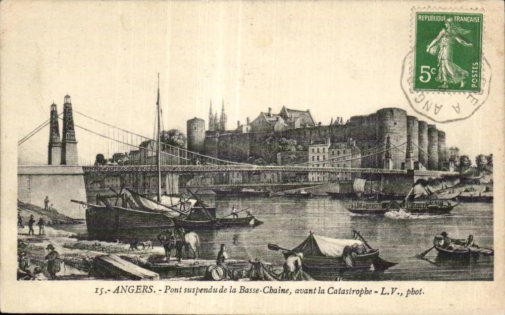 Angers - Hängebrücke der Basse-Chaîne, vor dem Unglück - L.V., phot. - Vorderseite