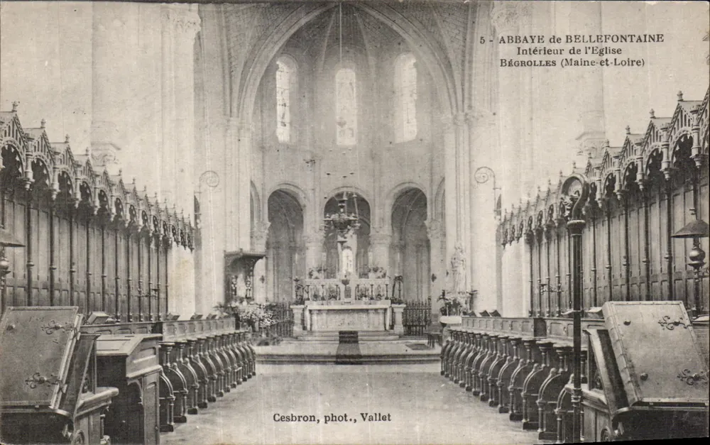 Abtei Bellefontaine — Innenansicht der Kirche — Cesbron, phot., Vallet - Vorderseite