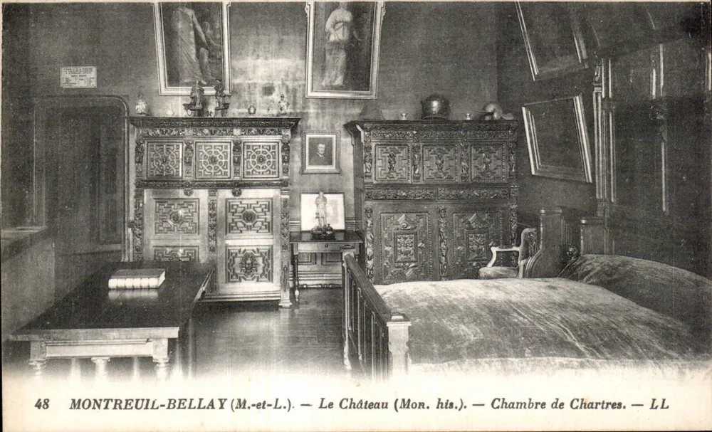 Montreuil-Bellay (M.-et-L.) — Das Schloss (Mon. his.) — Zimmer von Chartres — LL - Vorderseite
