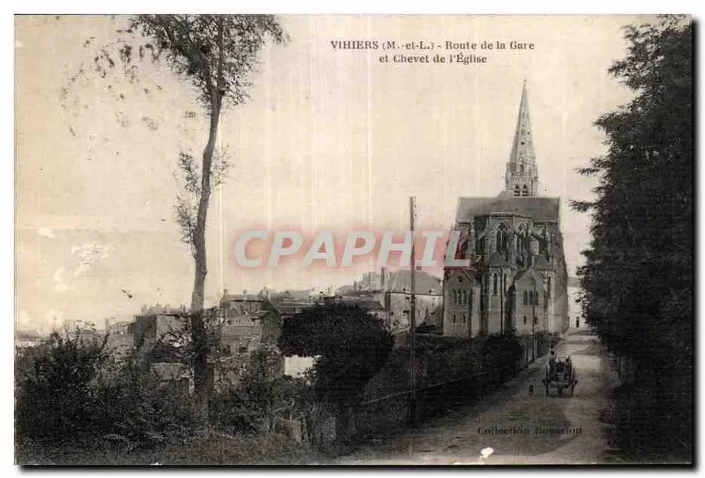 Vihiers (M.-et-L.) - Straße zur Station und Portal der Kirche — Verlag Collection Bonnaton - Vorderseite