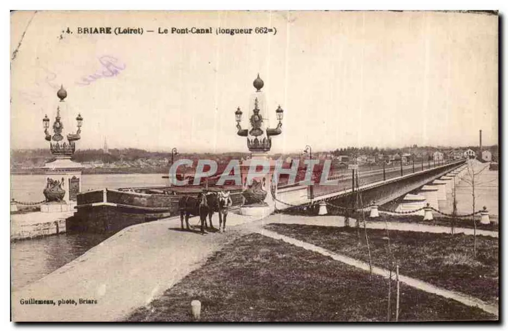 Briare (Loiret) — Il Ponte Canale (lunghezza 662m) — Guilleméau, foto, Briare - Recto