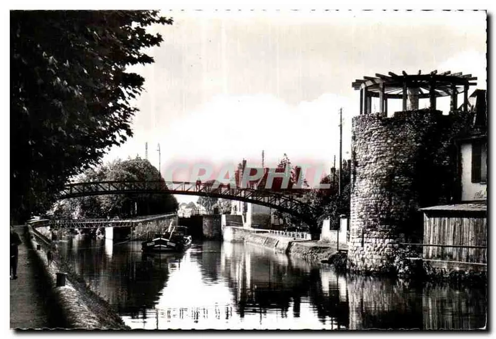 Montargis — Die Ufer des Kanals und die Brücke — C.F.M. - Vorderseite