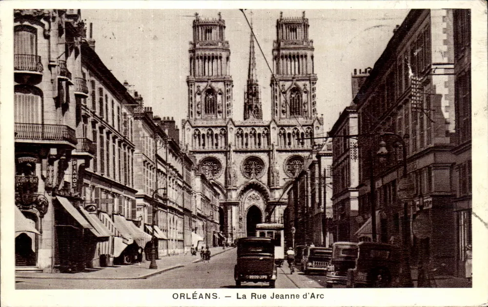 Orléans — A Rue Jeanne d'Arc — editor PANDOS - Frente
