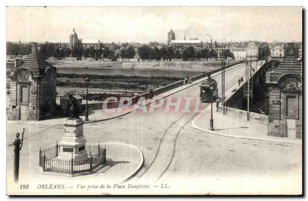 Orléans — Vista tirada da Place Dauphine — LL. n°193 - Frente