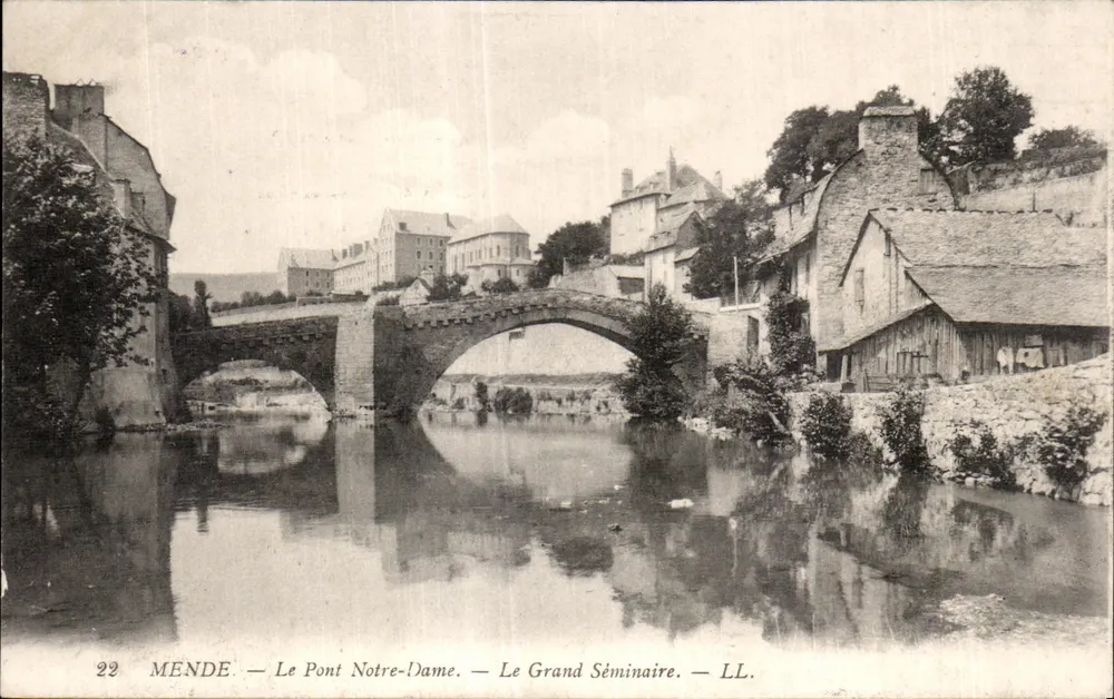 MENDE — Le Pont Notre-Dame — Le Grand Séminaire — LL. - Vorderseite