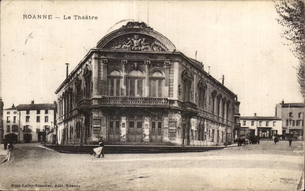 Roanne — O Teatro — Mme Lalay-Besacier, edição Roanne - Frente