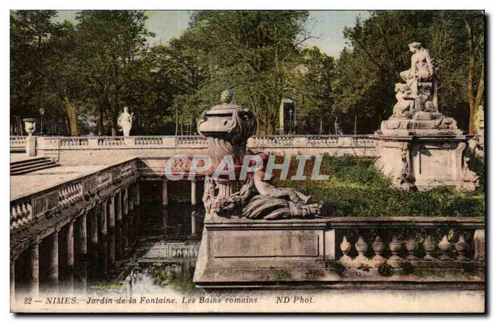 Nîmes - Garten der Fontaine. Die römischen Bäder — ND Phot. - Vorderseite