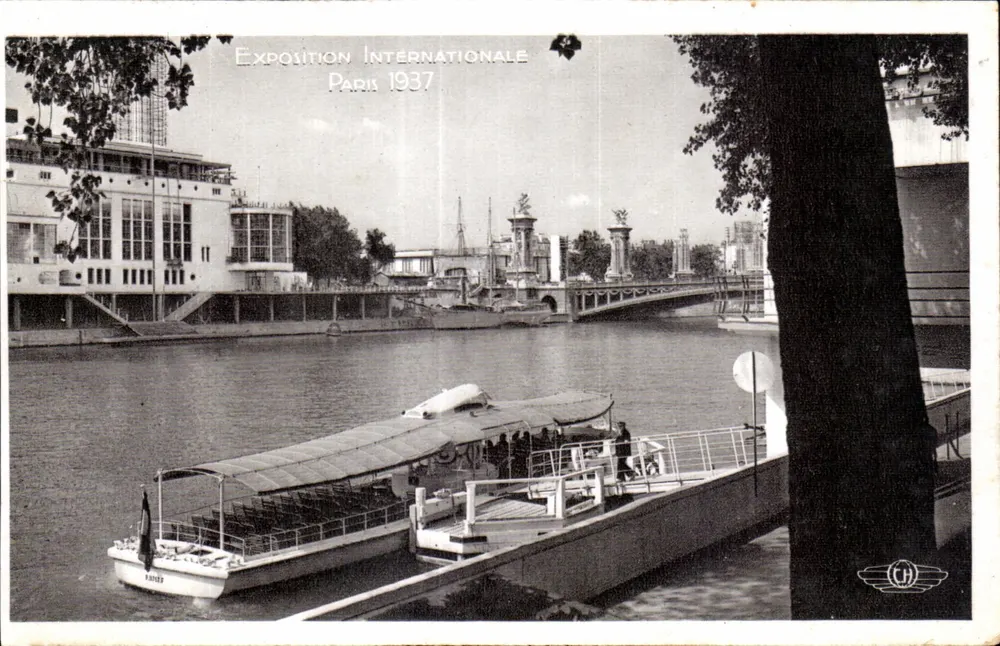 Internationale Ausstellung Paris 1937 — Der Embarkationspier der Vedettes — H. CHIPAUD, Boulogne-sur-Seine - Vorderseite