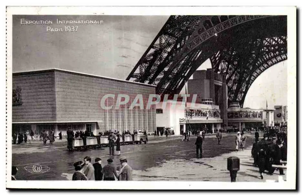Internationale Ausstellung Paris 1937 — unter der Architektur der Ausstellung - Vorderseite