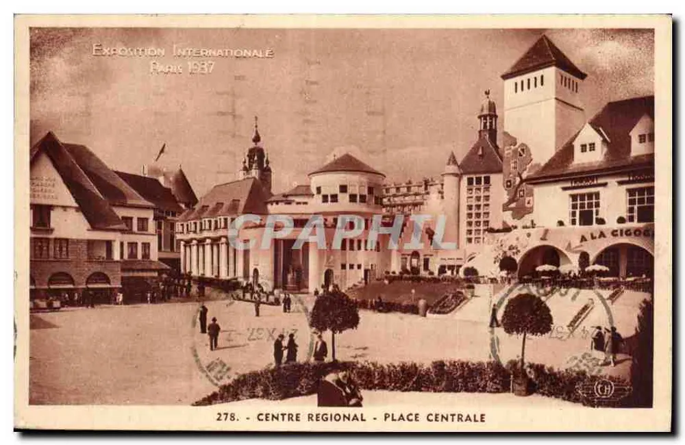 Internationale Ausstellung Paris 1937 — Regionalzentrum - Zentralplatz - Vorderseite