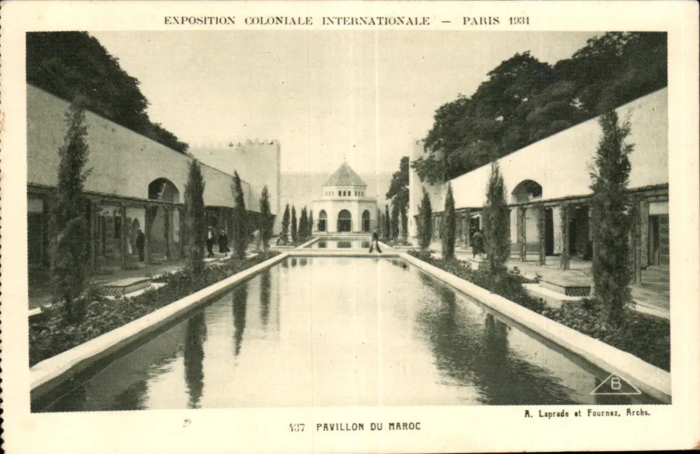 Paviljoen van Marokko — Internationale Koloniale Tentoonstelling — Parijs 1931 — A. Laprade et Fournéz, Archs. - Voorkant