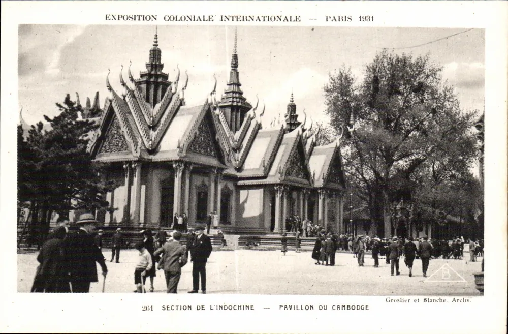 Internationale Kolonialausstellung — Paris 1931 — Indochina-Abteilung — Kambodschapavillon — Groslier et Blanche, Archs. - Vorderseite