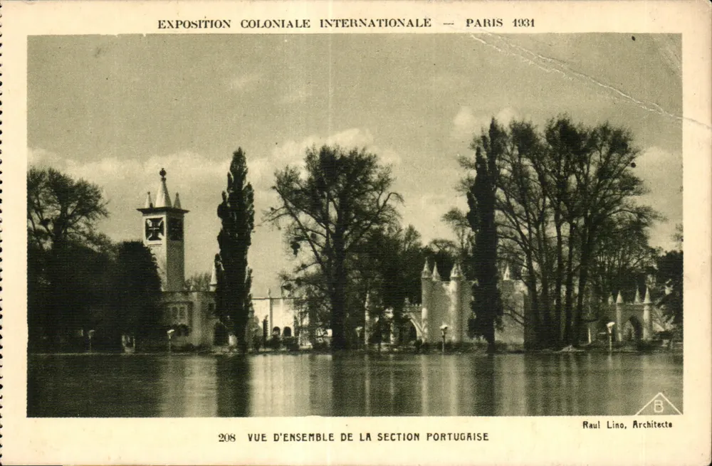 Internationale Kolonialausstellung — Paris 1934 — Gesamtansicht der portugiesischen Abteilung — Raul Lino, Architekt - Vorderseite