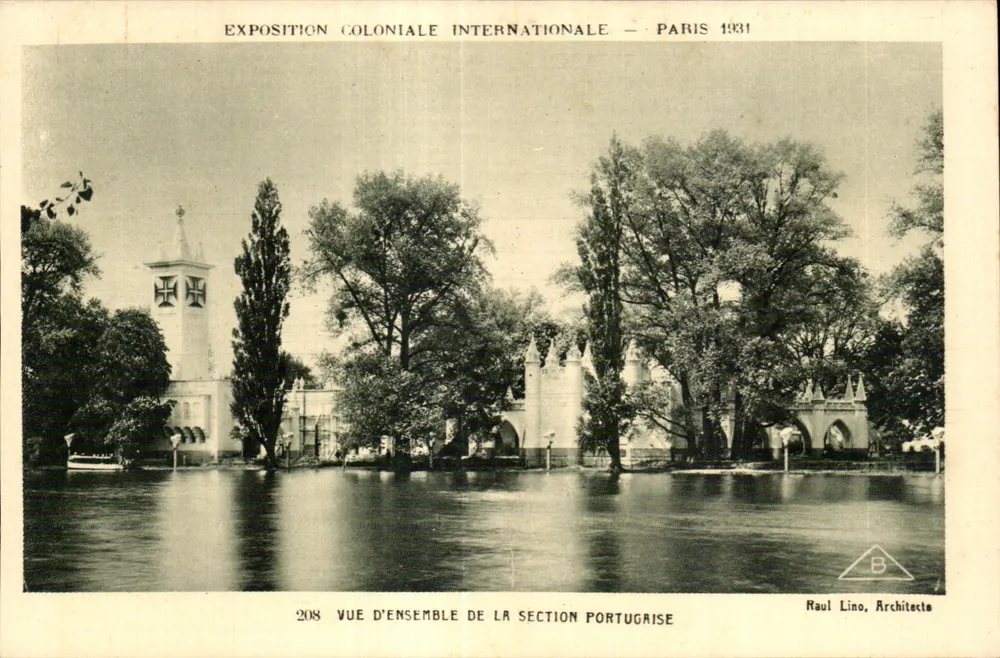 Internationale Kolonialausstellung — Paris 1931 — Übersicht der portugiesischen Abteilung — Raul Lino, Architekt - Vorderseite