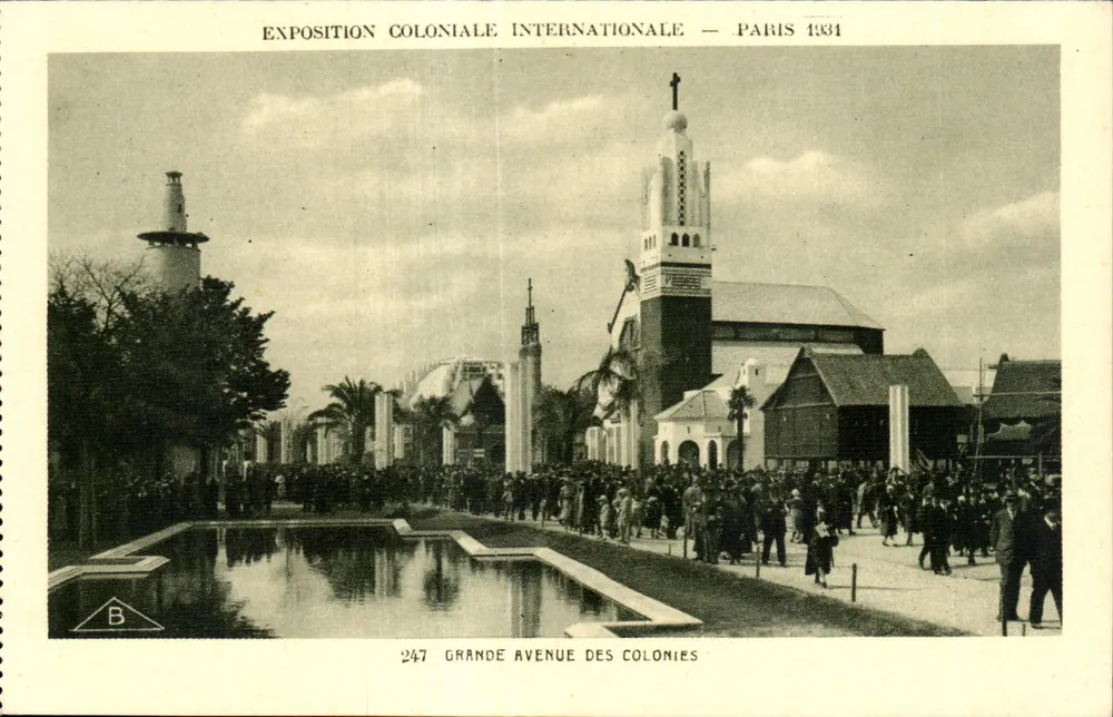 Internationale Kolonialausstellung — Paris 1931 — Große Avenue der Kolonien — Verlag Braun & Cie, Nr. 247 - Vorderseite