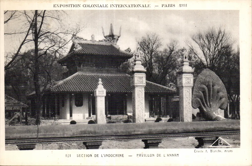 Pavillon von Annam — Internationale Kolonialausstellung — Paris 1931 - Vorderseite