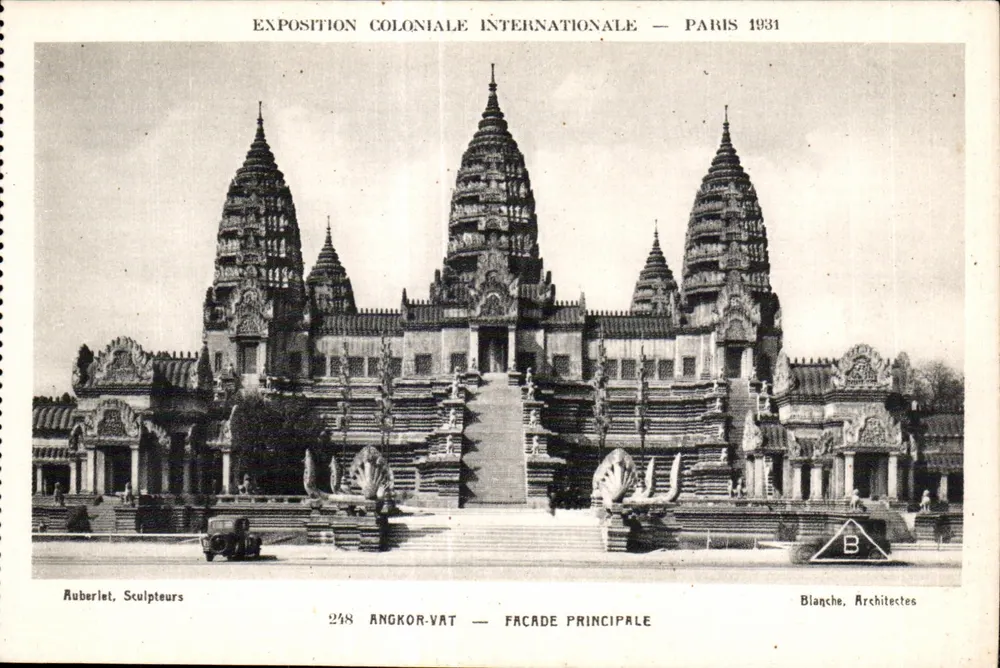 Angkor-Vat — Hauptfassade — Internationale Kolonialausstellung — Paris 1931 - Vorderseite