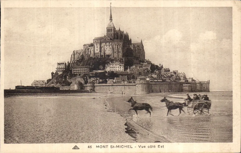 Mont-Saint-Michel — Vista desde el Este — C. des Arts Photomécaniques, Strasbourg, n°46 - Anverso