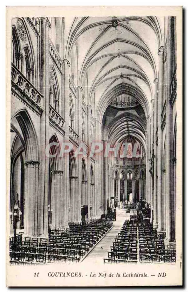 Coutances — A Nef da Catedral — ND - Frente