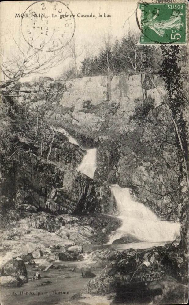 Mortain — A Grande Cascata, o baixo — G. Dando, fot. Mortain - Frente