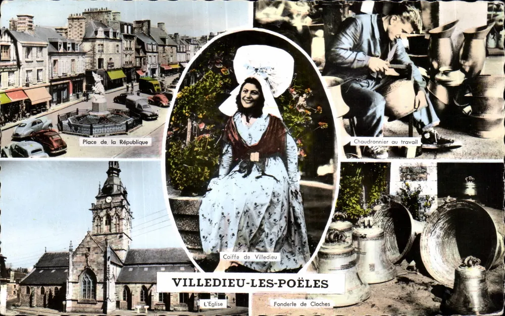Villedieu-les-Poêles — Ansicht des Platzes de la République, der Kirche, eines lokalen Kopfschmucks, eines Schmieds am Werk und der Glockengießerei — Verlag Artaud Frères et Fils, Nantes - Vorderseite