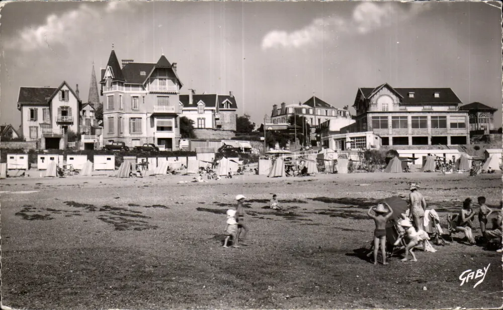 Saint-Pair-sur-Mer — Die Strandpromenade und das Casino — Éditions SABY - Vorderseite