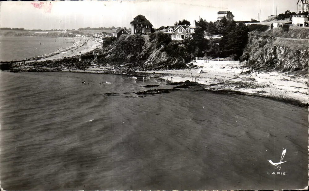 Lapie — Ansicht der Strandpromenade und der Häuser am Kliff — Édition LAPIE - Vorderseite
