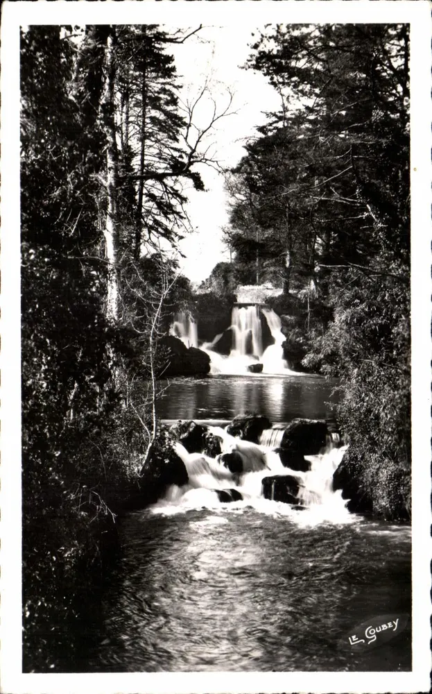 As Cataratas — Le Vast (Manche) — Ed. Normandies, Le Goubey - Frente