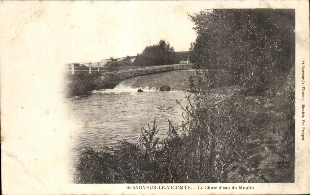 St-SAUVEUR-LE-VICOMTE - Der Wasserfall des Mühlen — Buchhandlung Vve Prosper - Vorderseite