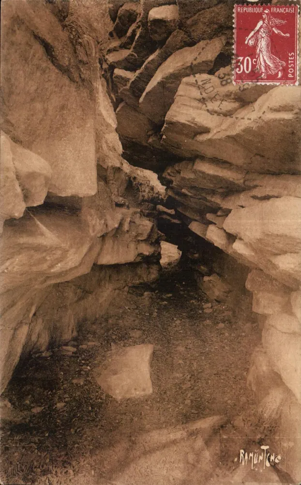 Gruta de Saint-Philbert — Ilha de Noirmoutier — Edições Artísticas Raymond Bergevin - Frente