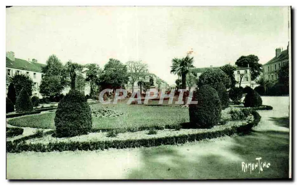 Jardim da Prefeitura — La Roche-sur-Yon — Ramuntcho - Frente