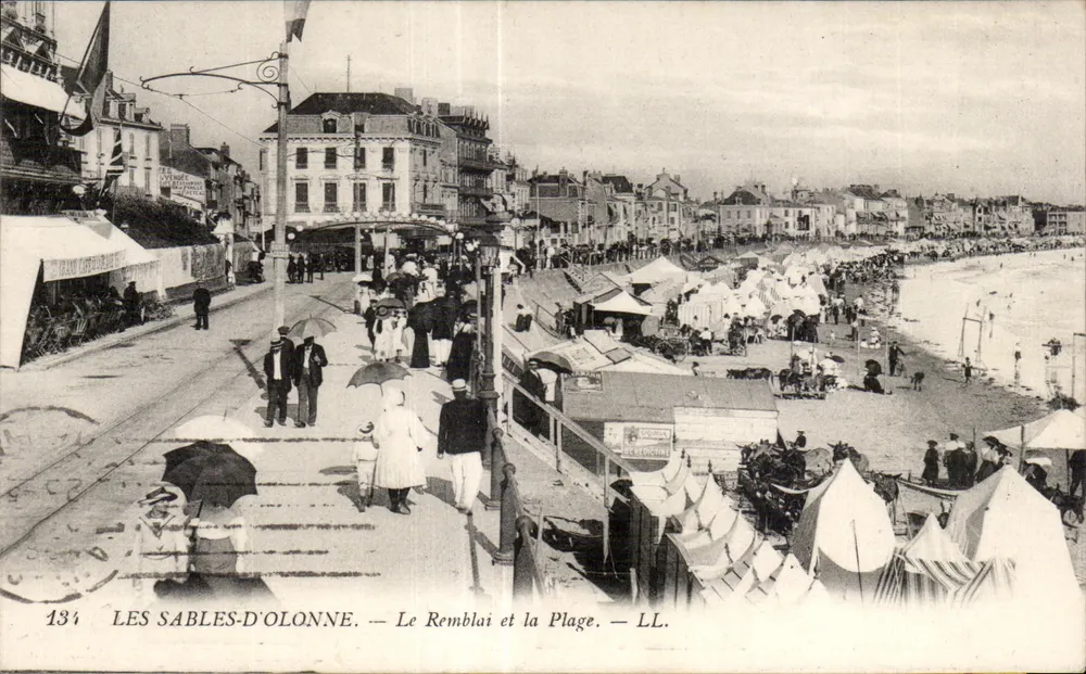 Les Sables-d'Olonne — Der Damm und der Strand — LL. - Vorderseite