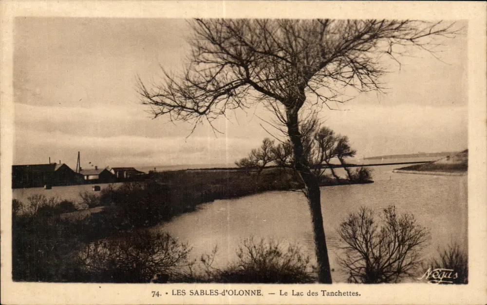 Les Sables-d'Olonne — O Lago das Tanchettes — Noyus - Frente