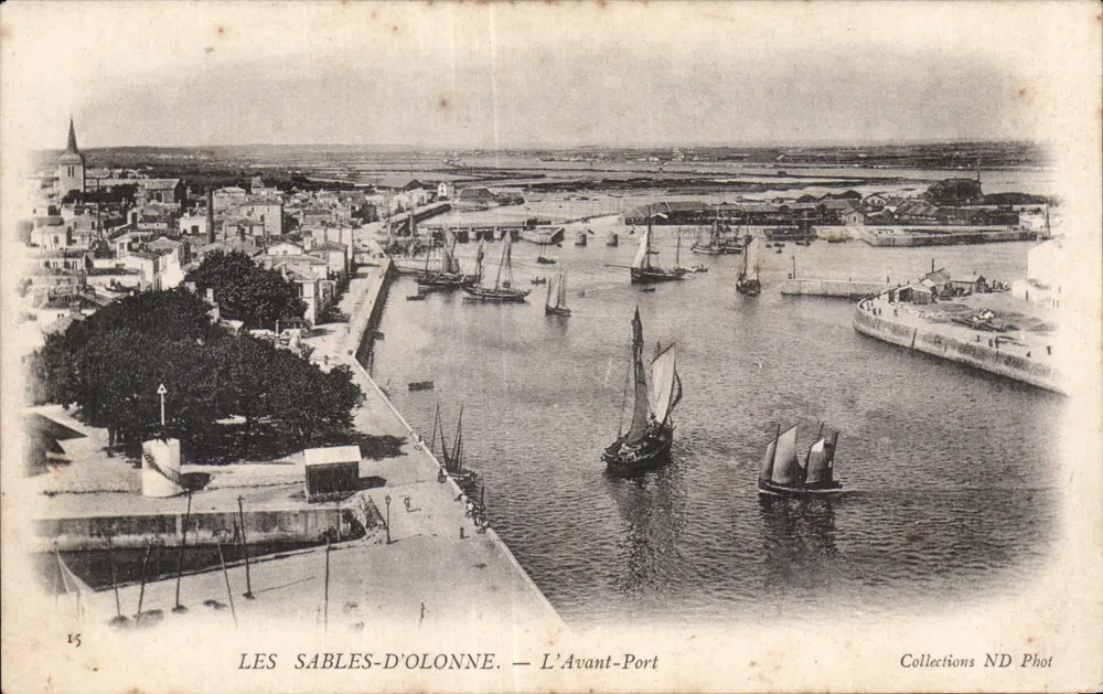 Les Sables-d'Olonne — O Porto Anterior — Coleções ND Fot - Frente