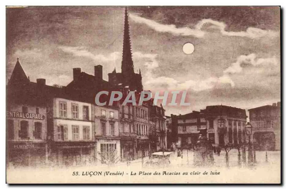 Luçon (Vendée) - La Place des Acacias au clair de lune - Recto