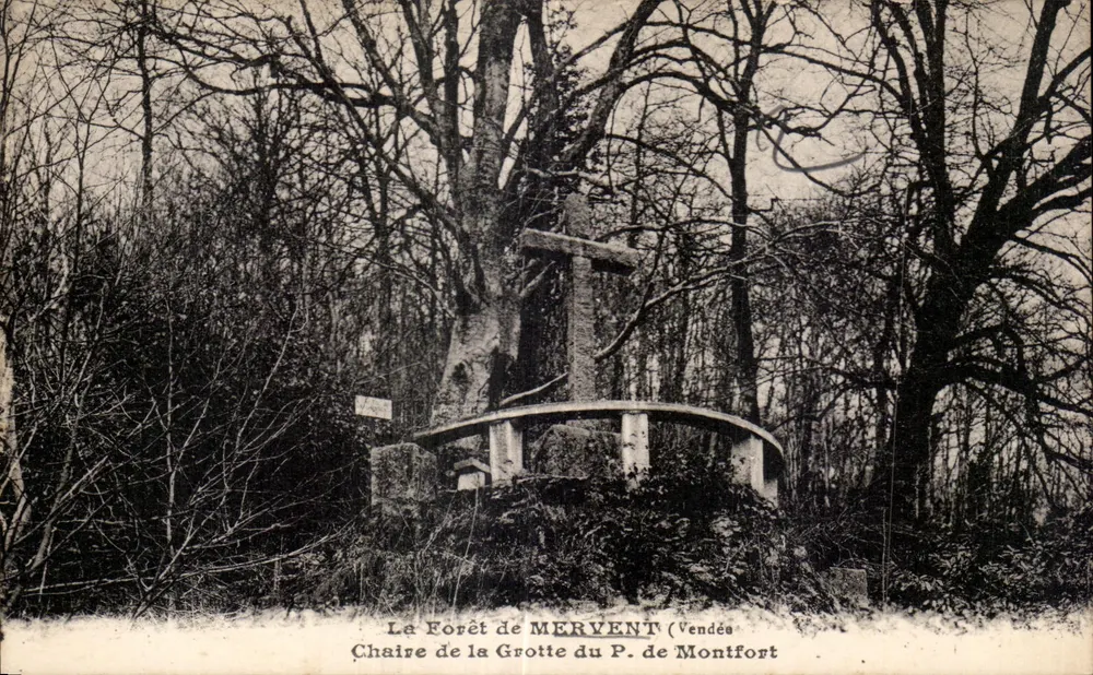 Der Wald von MERVENT (Vendée) — Stuhl der Grotte des P. de Montfort - Vorderseite